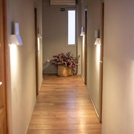 Atlantic-style In The Center *