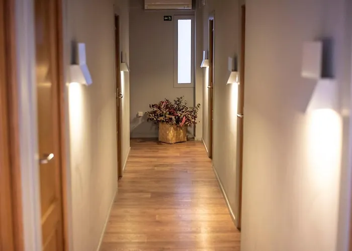 Atlantic-style In The Center *